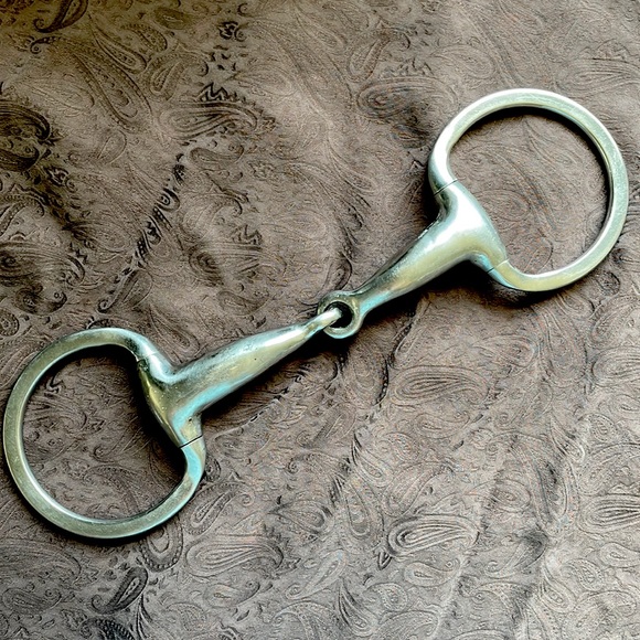 Eggbutt Snaffle Bit - Picture 1 of 5